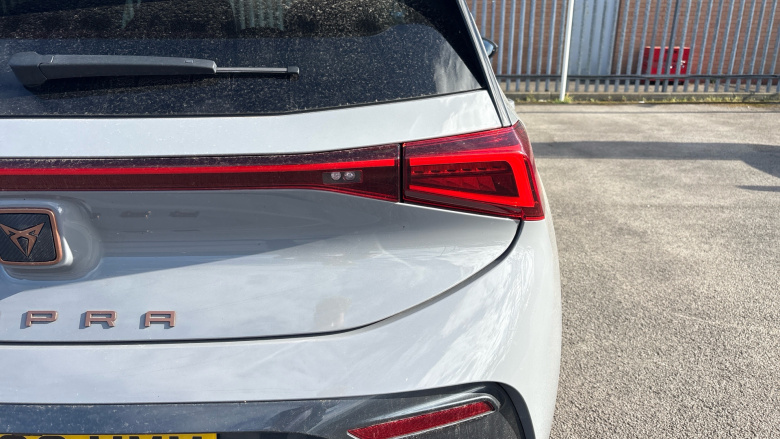 CUPRA Born 169kW e-Boost V3 58kWh 5dr Auto Electric Hatchback